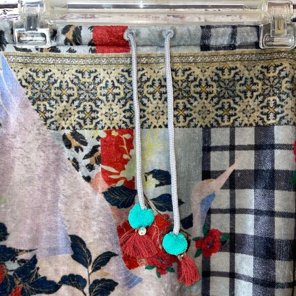 Johnny Was NWT Floral Plush Velour Drawstring Shoulder Boho Strap Tote Bag Sak - Picture 7 of 11